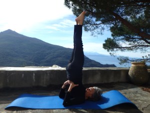 la chandelle, posture yoga, barrettali, cap corse