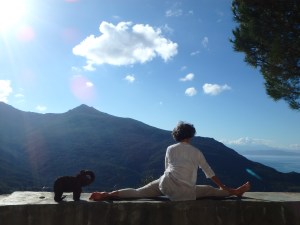 Hanumasana, grand écart, yoga, corse