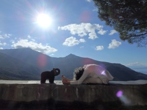 Posture yoga, cap corse
